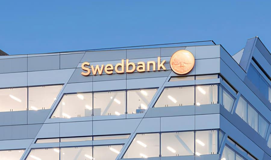 Swedbank köper upp Entercard